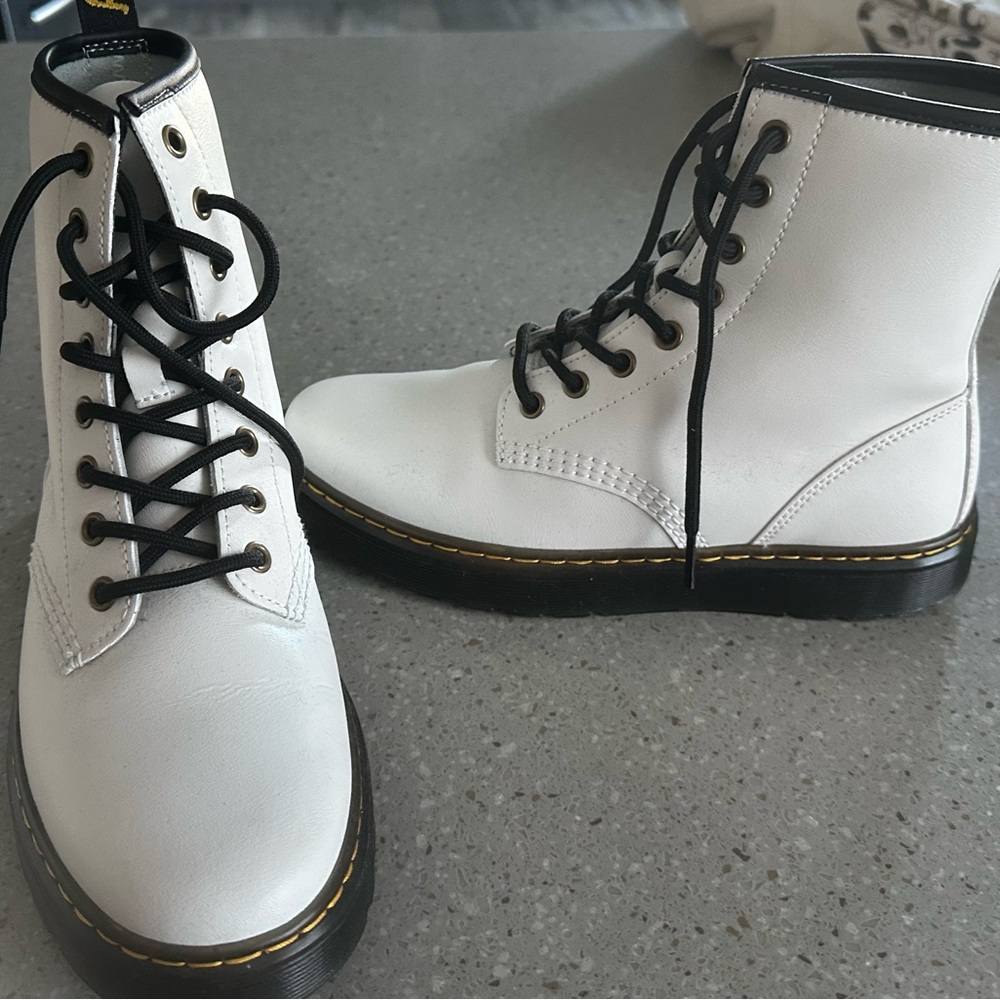 Dr Martens brand new! Women’s size 8